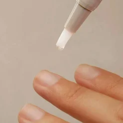 ISDIN Si-Nails Nagelhärter Stift, 2.5 ml