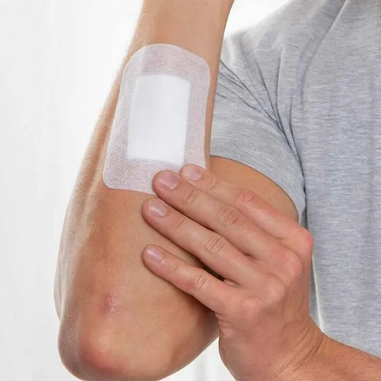 Hot Leukomed ® steriler Wundverband 7,2 cm x 5 cm, 50 St