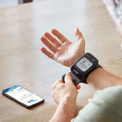 New Omron RS7 Intelli IT Handgelenk Blutdruckmessgerät, 1 St